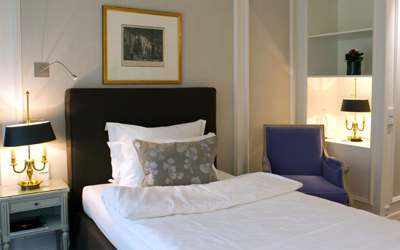 Classic Single Room