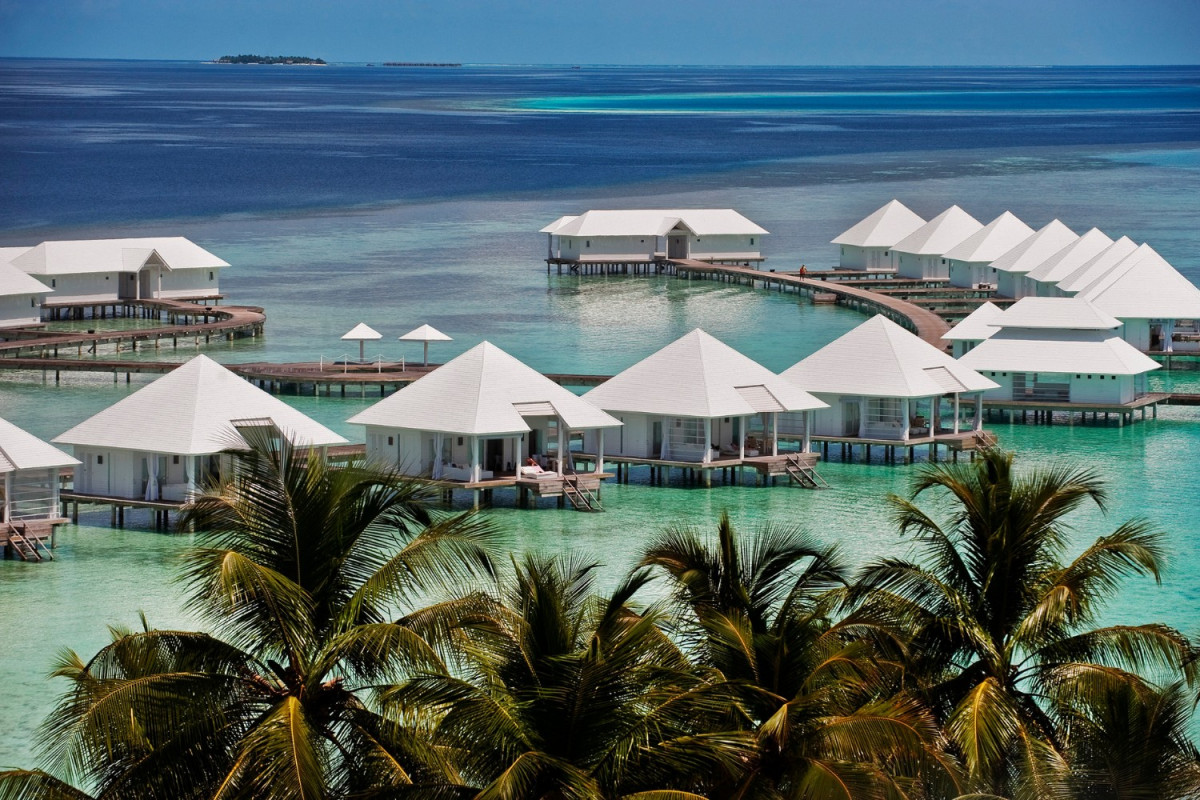 Diamonds Athuruga Maldives Resort & SPA