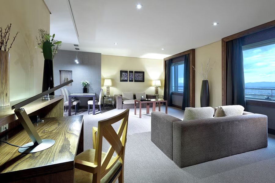 SUITE PREMIUM