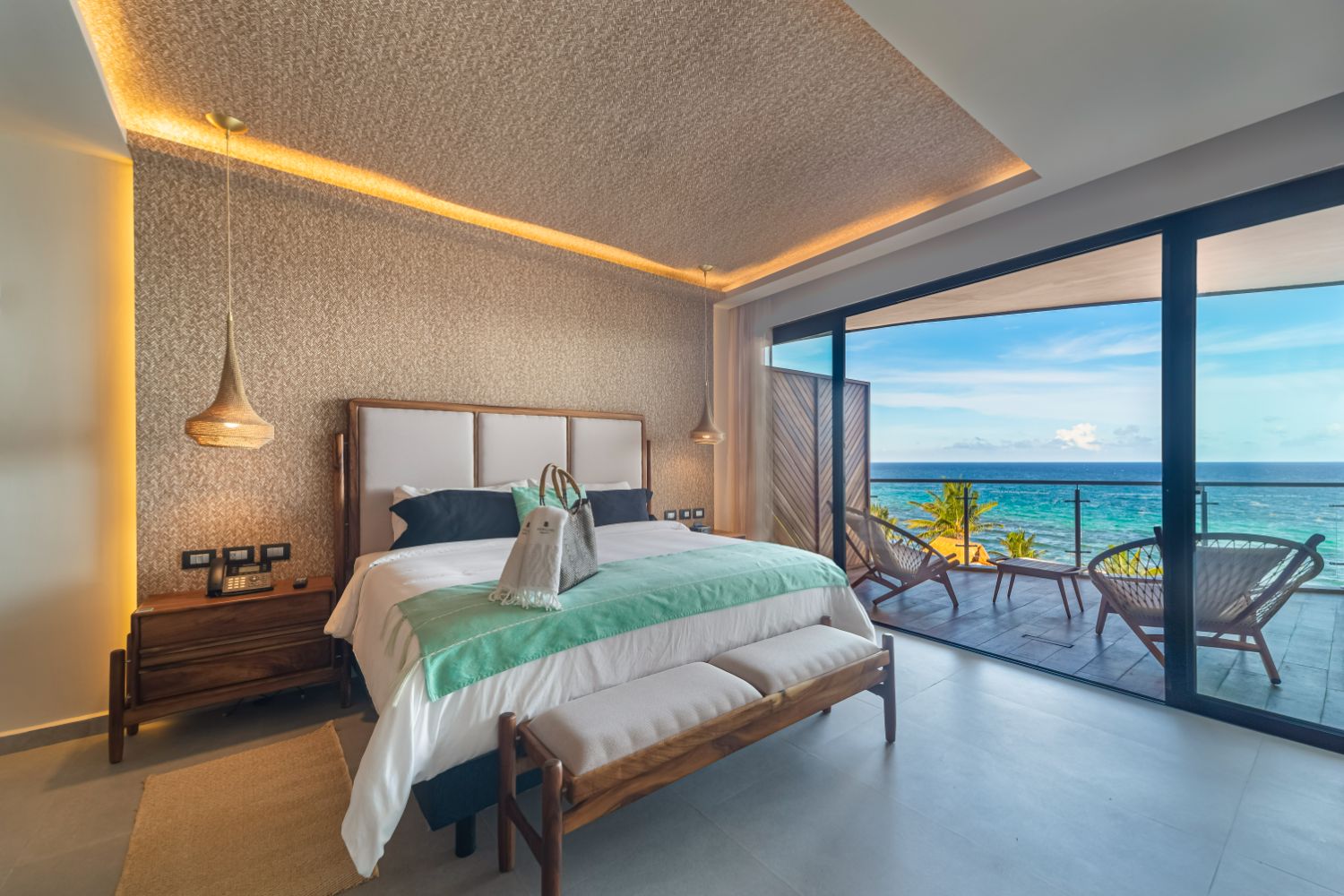 Deluxe Ocean Front