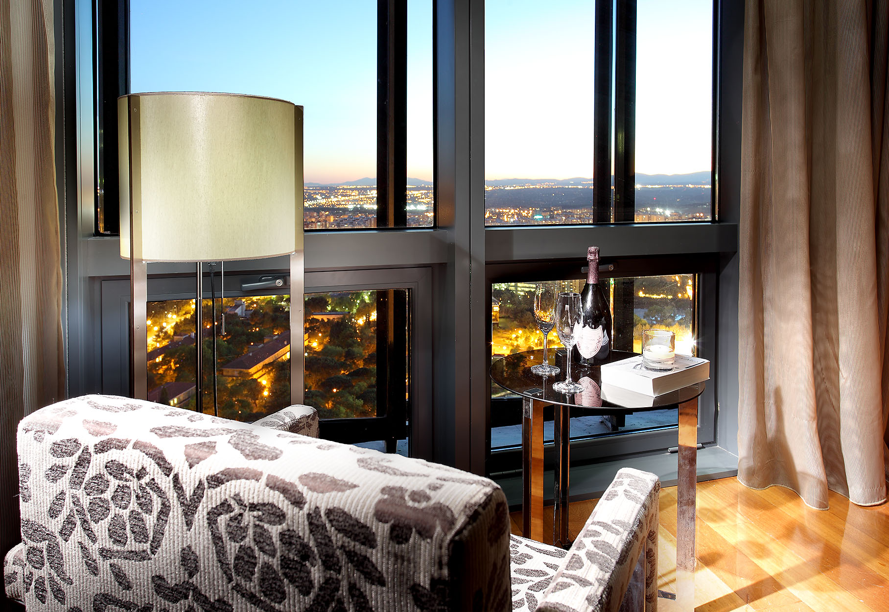 Habitación Skyline con vistas al Paseo de la Castellana