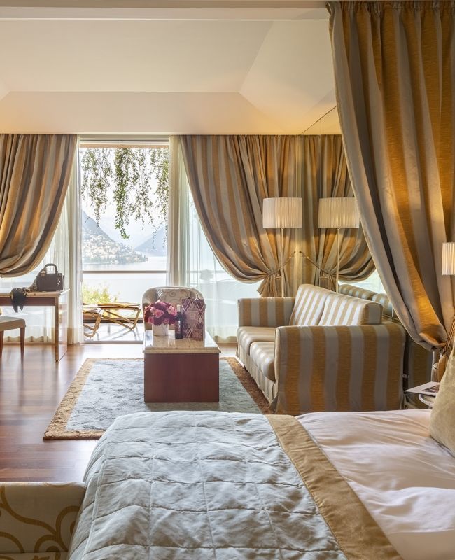 Signature Lake Suite