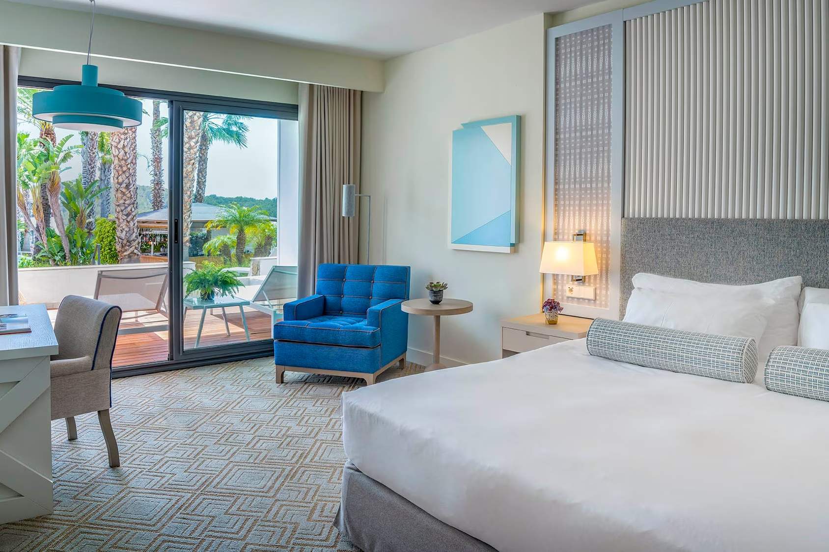 Oasis Deluxe con acceso a las piscinas