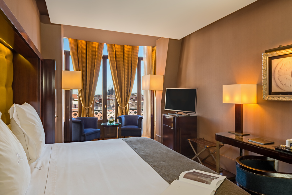FAMILIARES DELUXE CON JUNIOR SUITE 