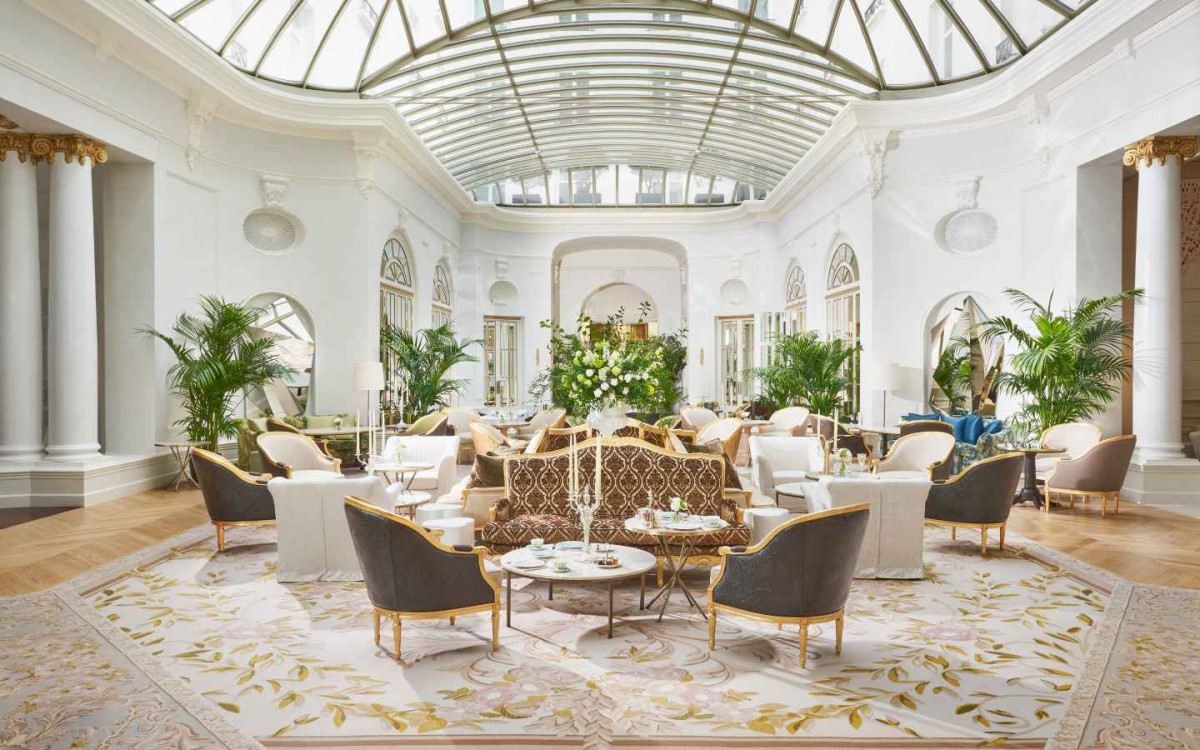 Palm Court suite