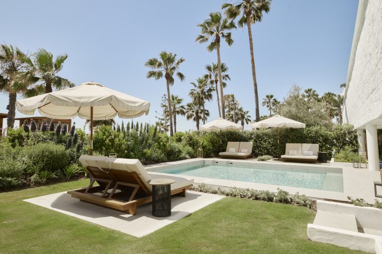 Beach Suite with Private Garden & Pool