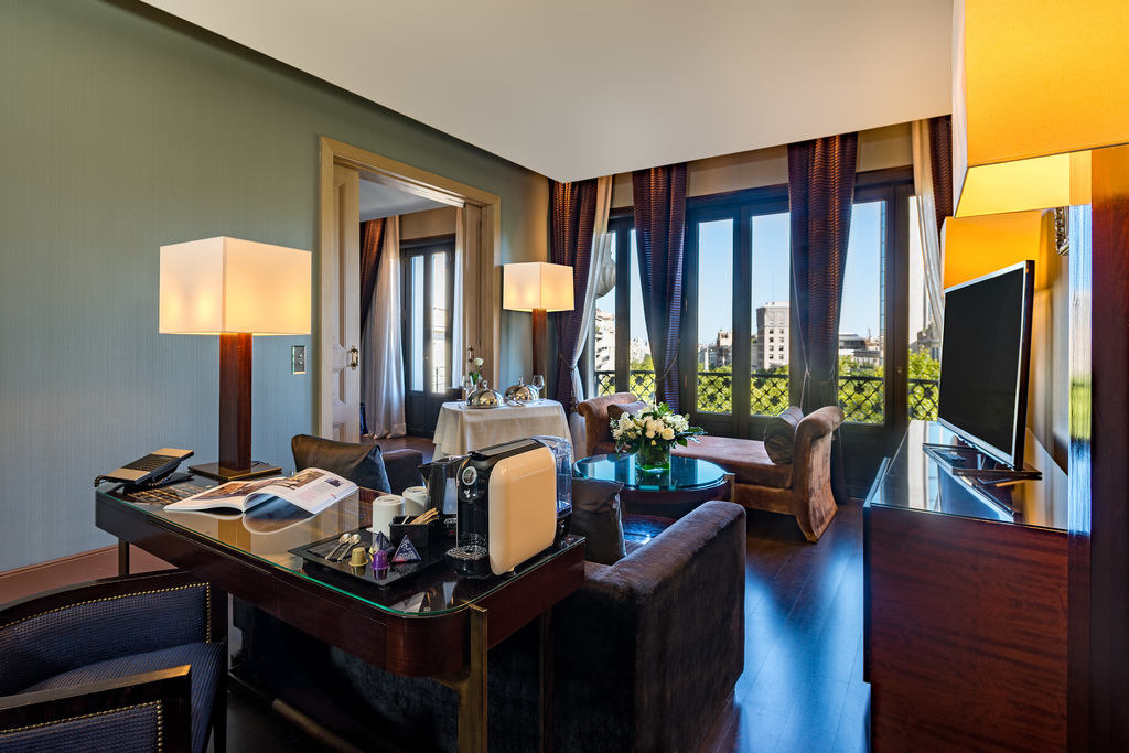SENIOR SUITE CON CAMA EXTRA 