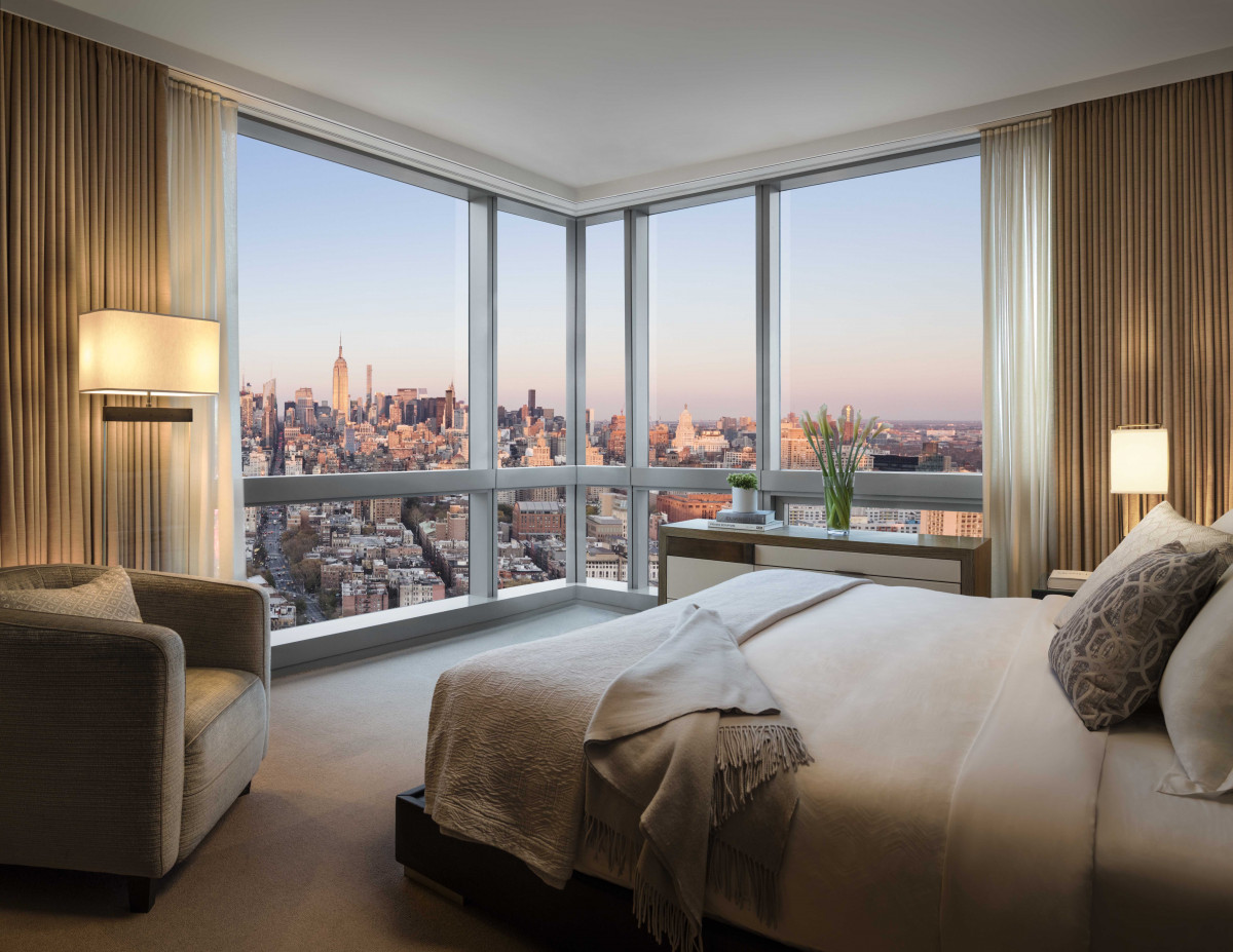 SoHi View King Room