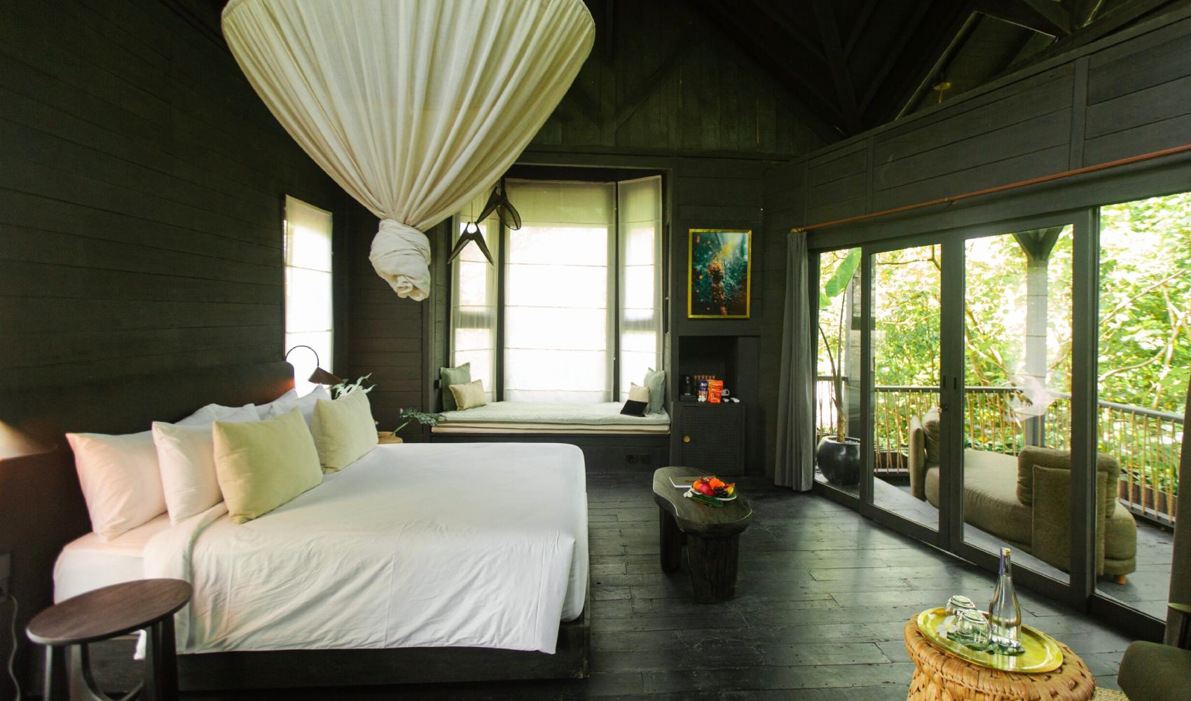 Treehouse Hideaway