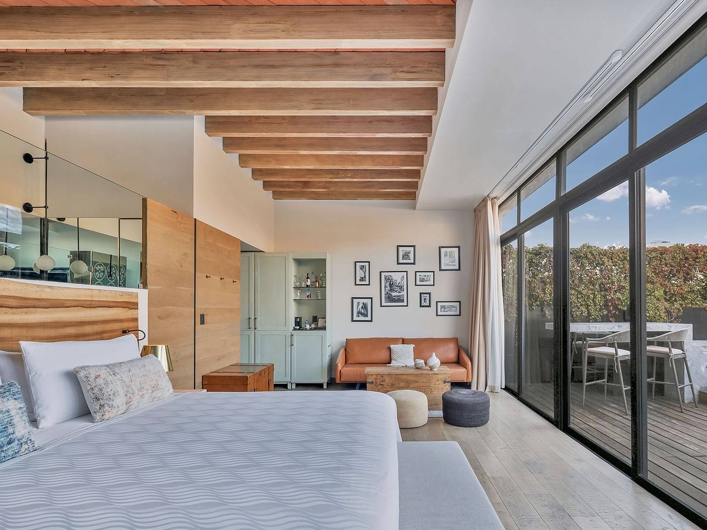 Aqua Suite