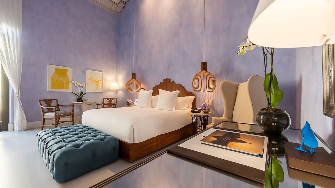 Colonial Suite | Street view