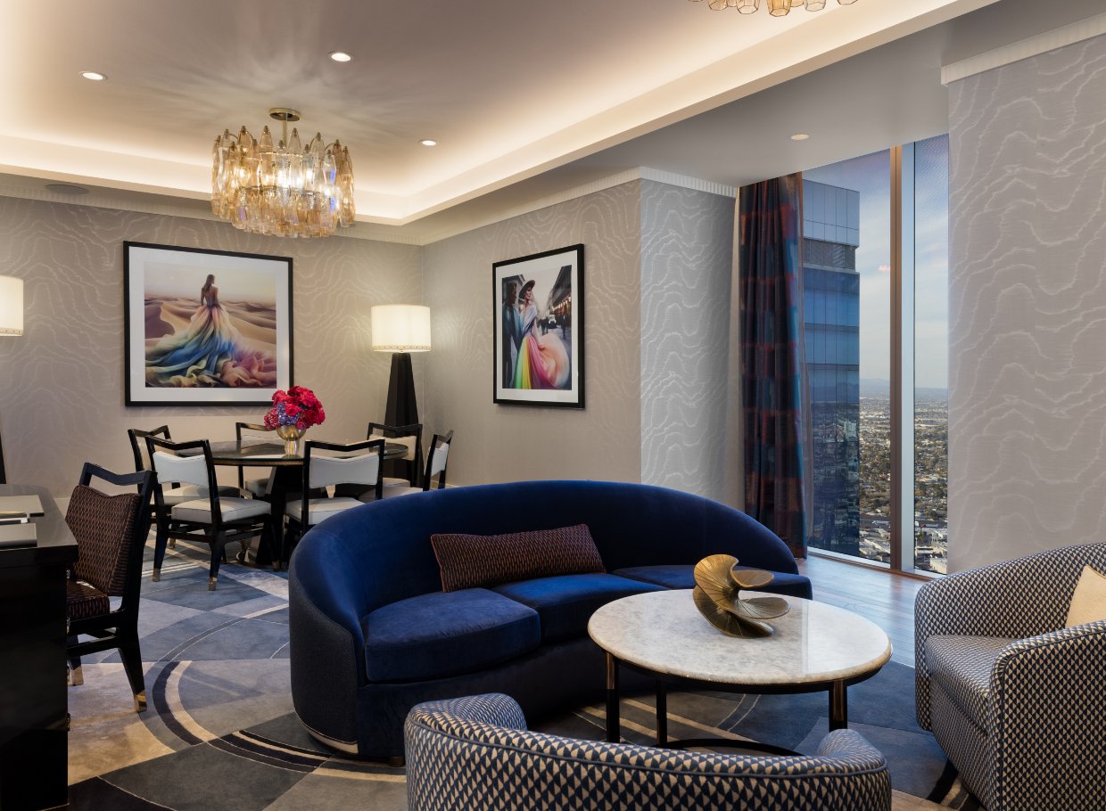 Fleur de Lis Executive Suite