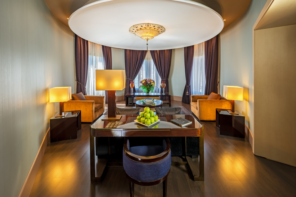 GRAND SUITE