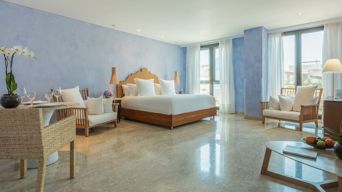 Junior Suite | Street view
