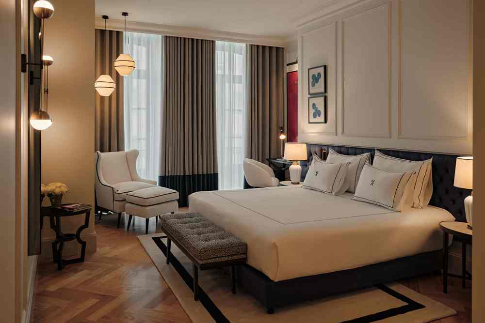 Prestige Queen room