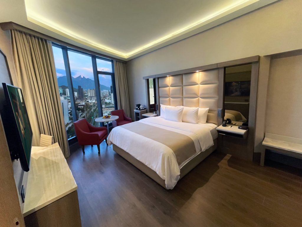 King Luxury Panoramic