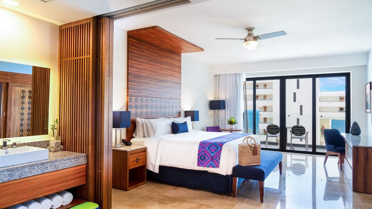 SAPPHIRE ROOMS