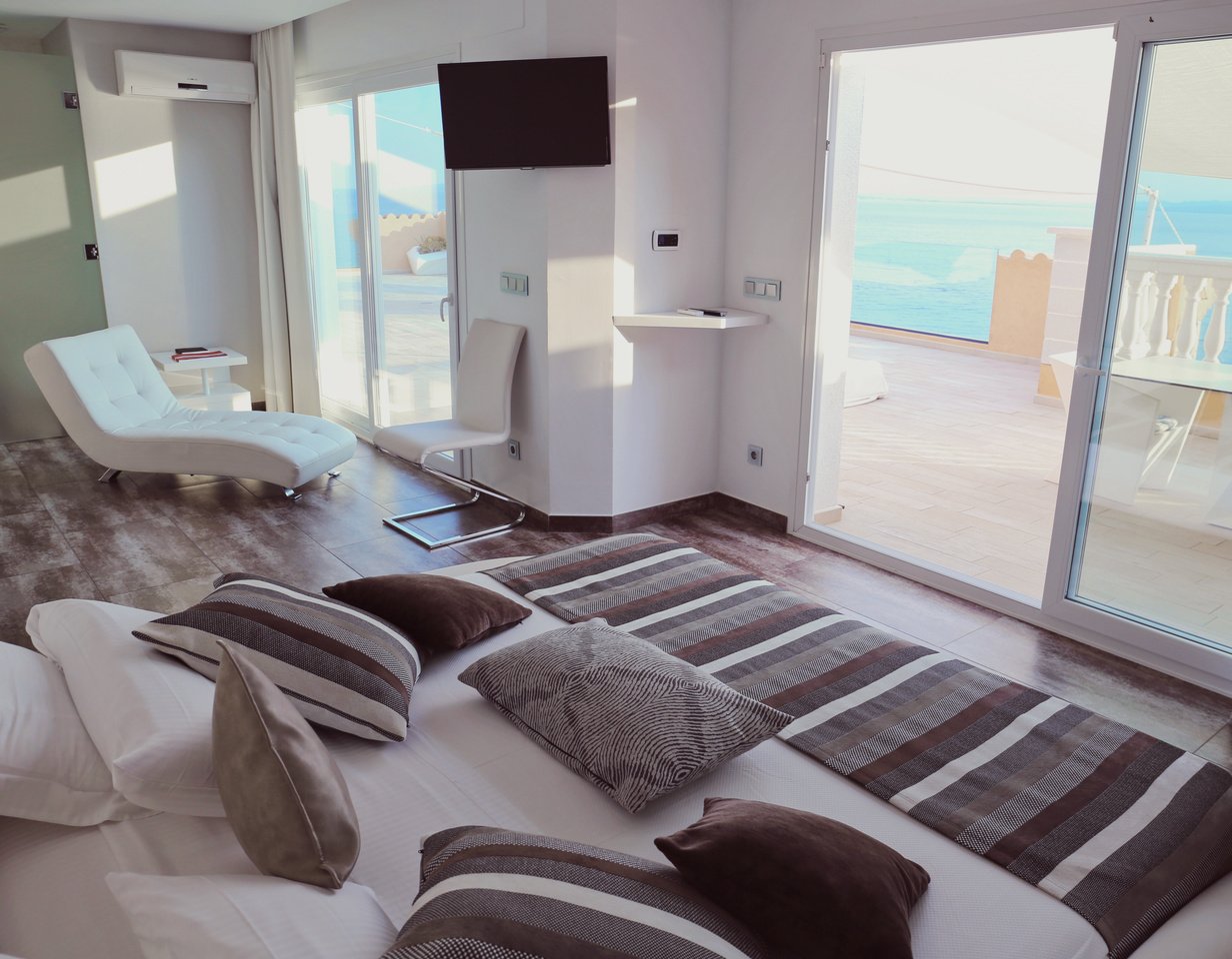 Sea View Penthouse Suite
