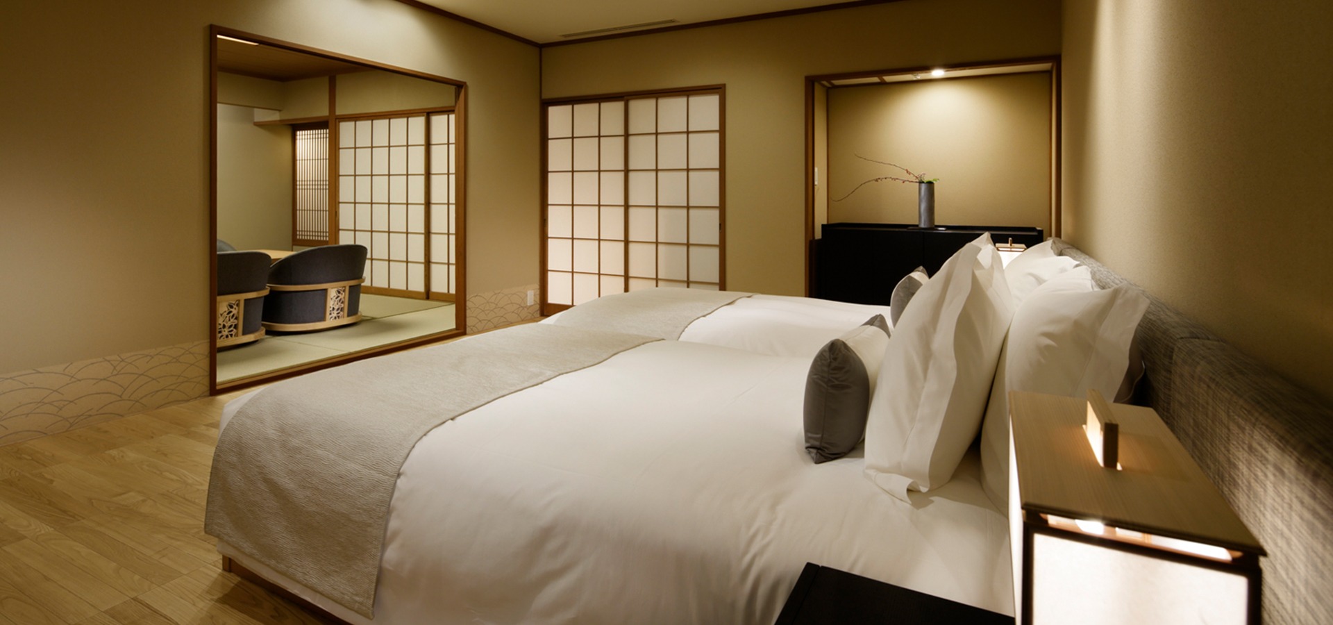 Japanese Deluxe Suite