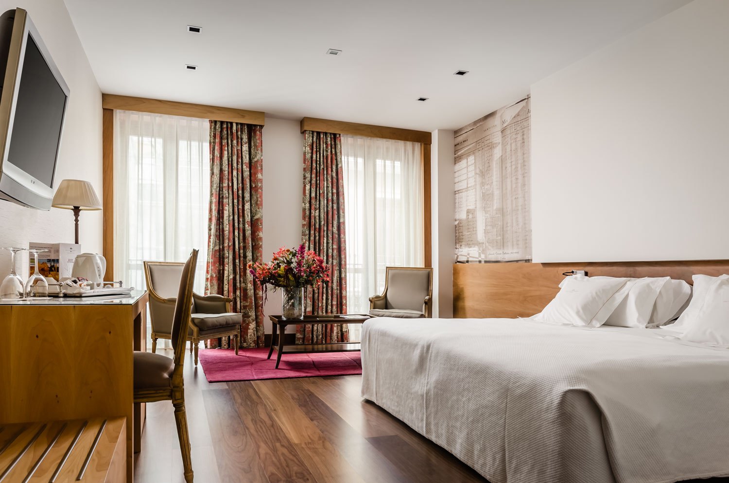 Historic superior room Estafeta Street
