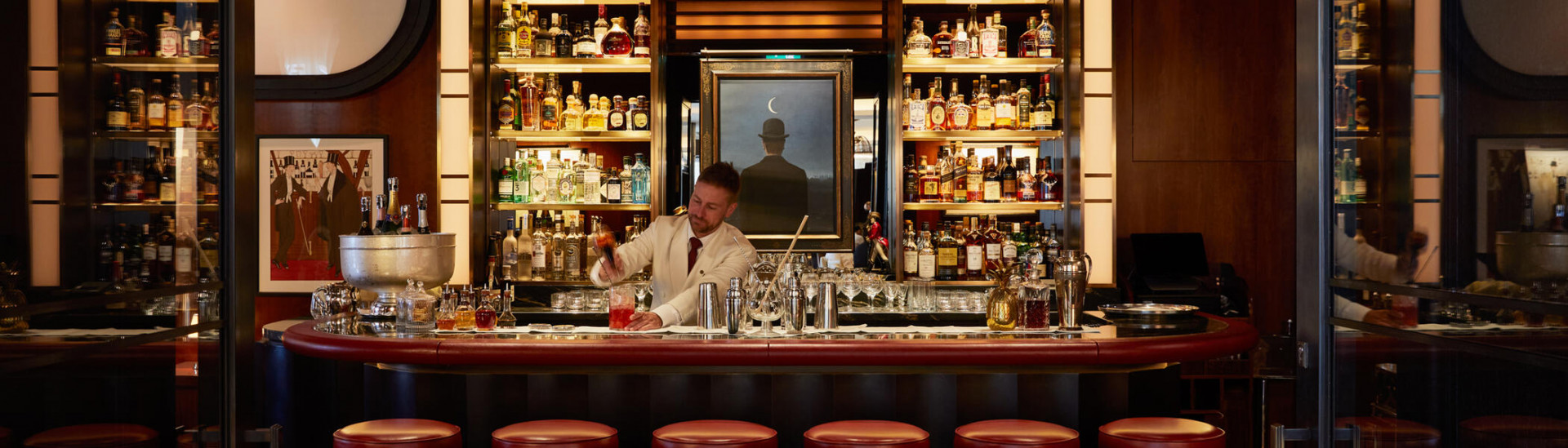 Le Magritte Bar & Terrace