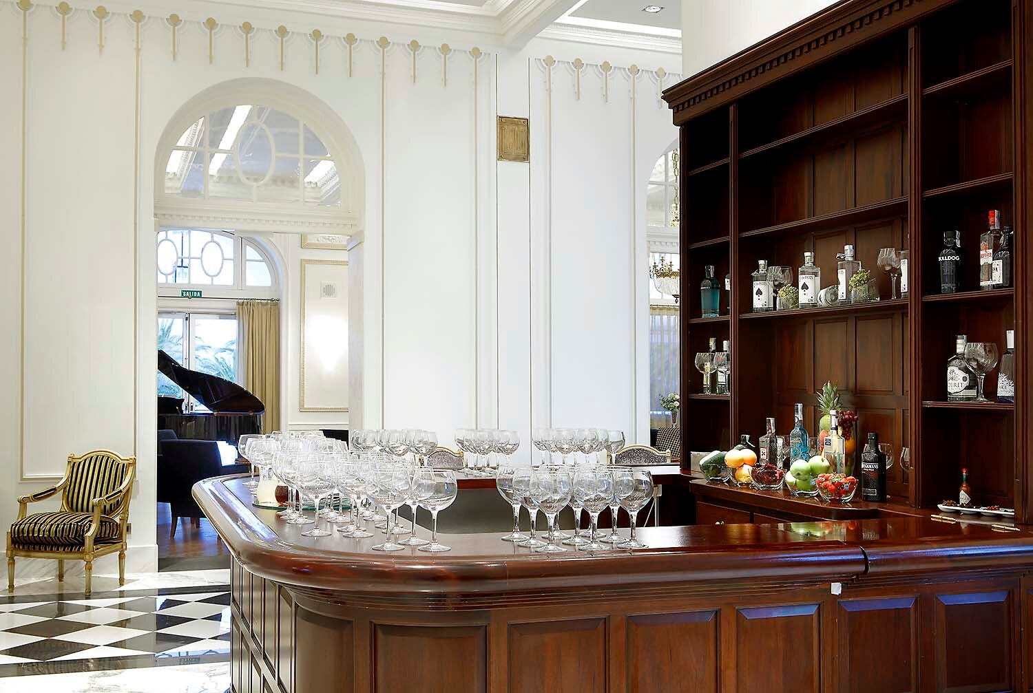 Bar Theros