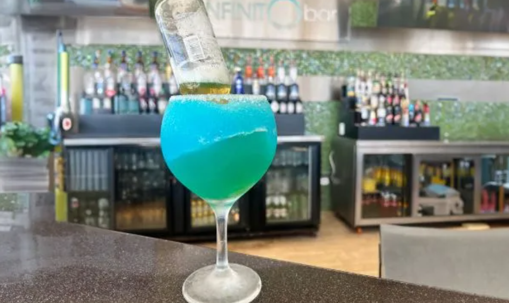 Infinito Bar