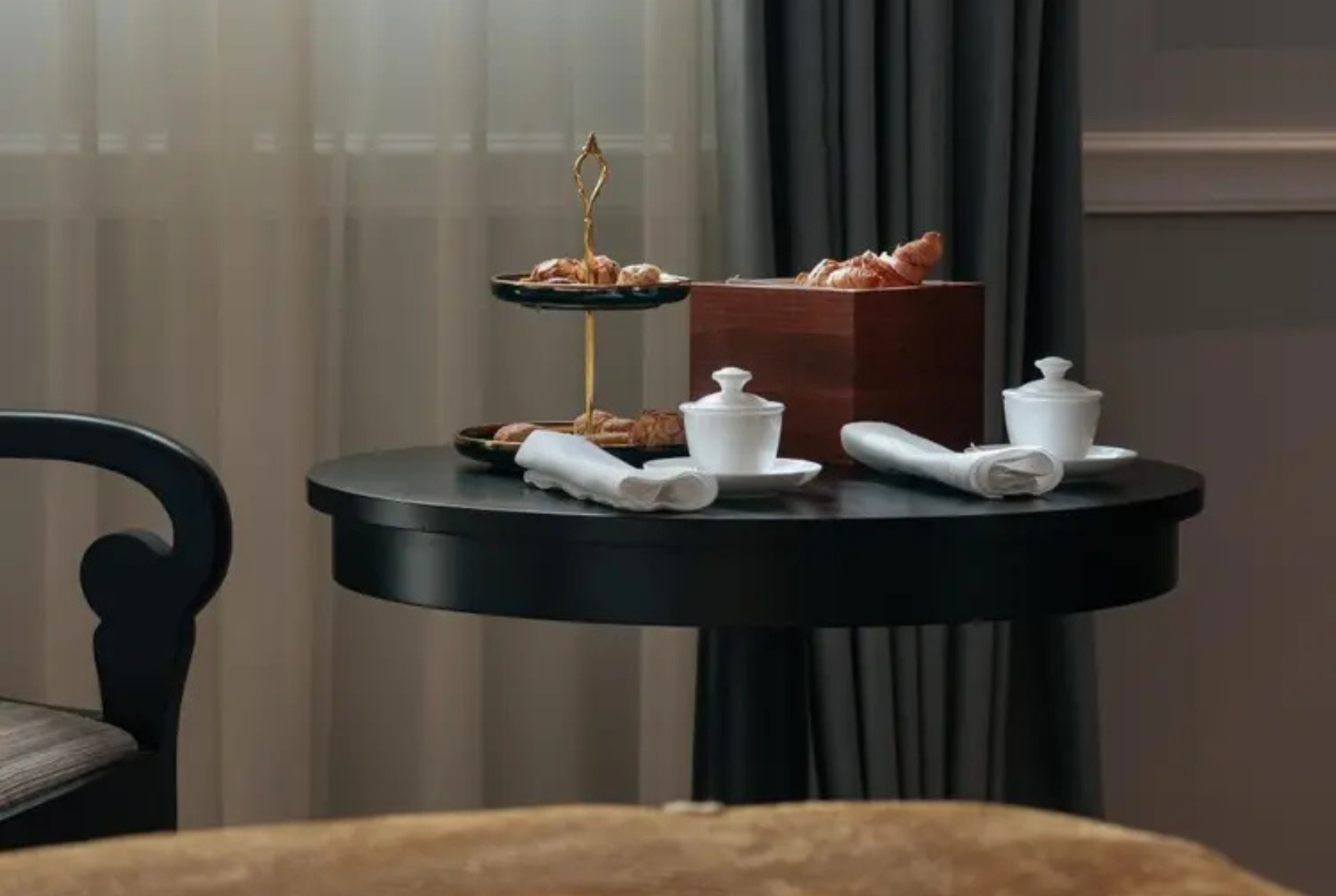 Fine dining in your room