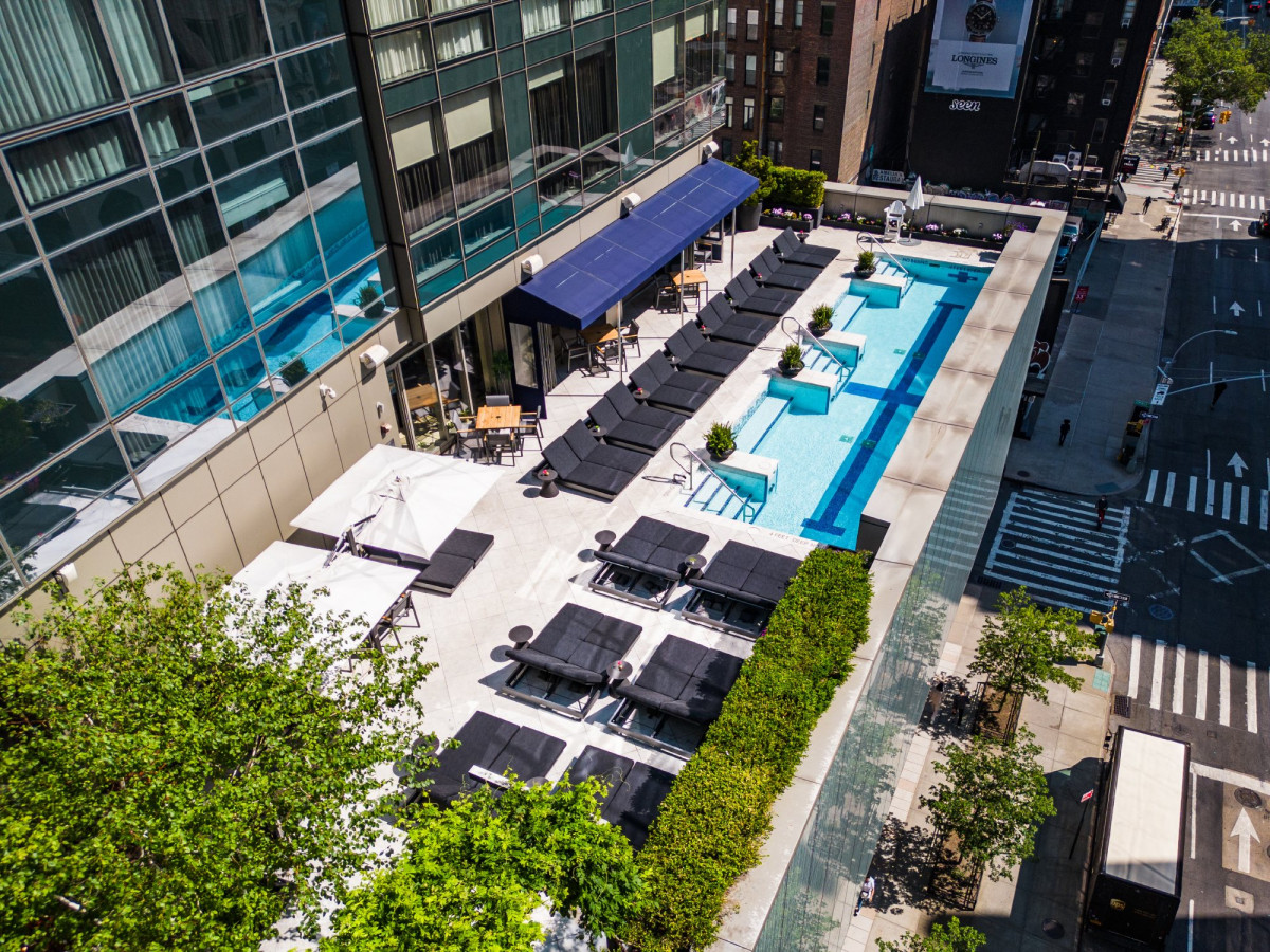 Terrace on 7