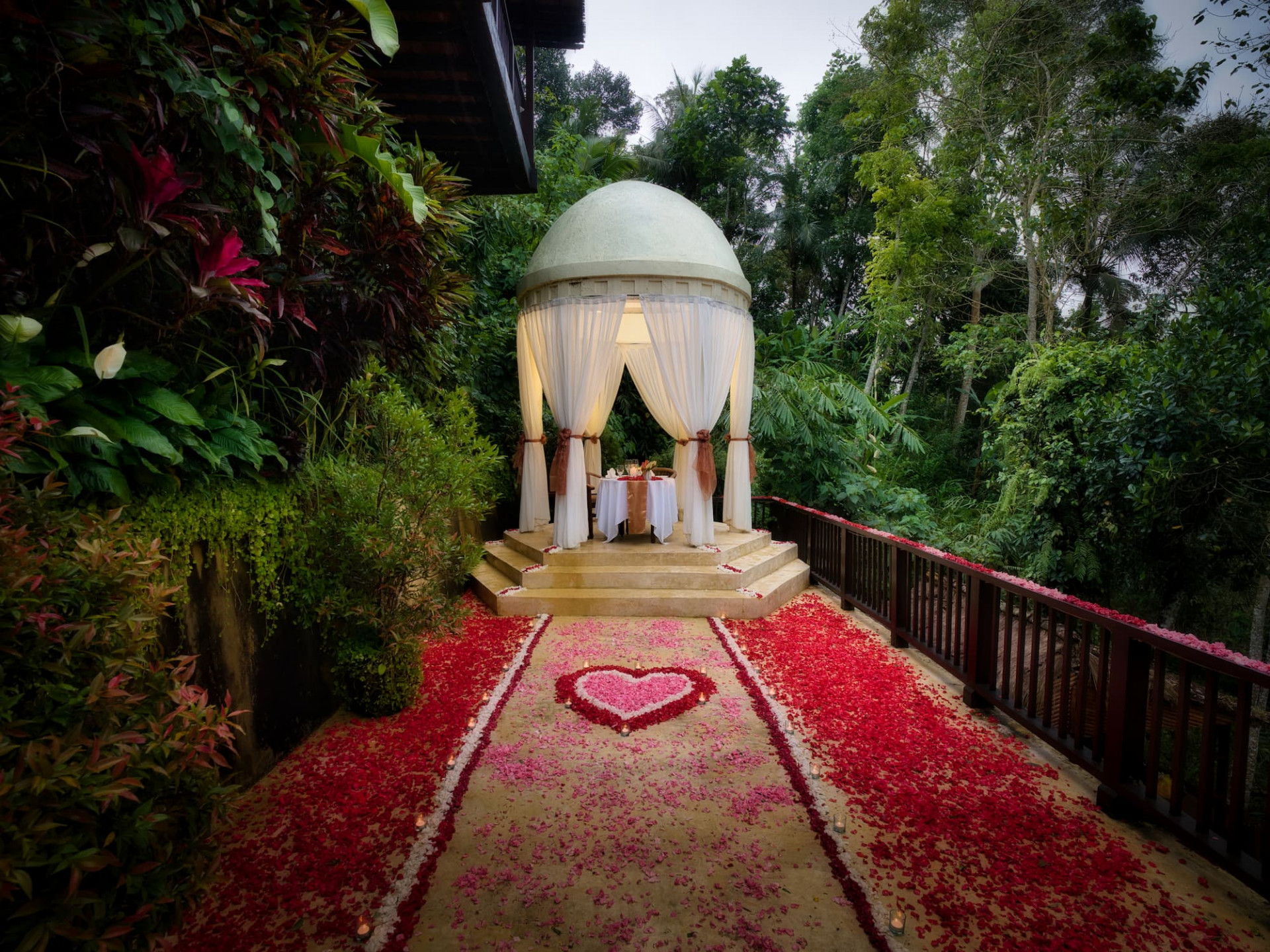 Romantic dining by the chapel 