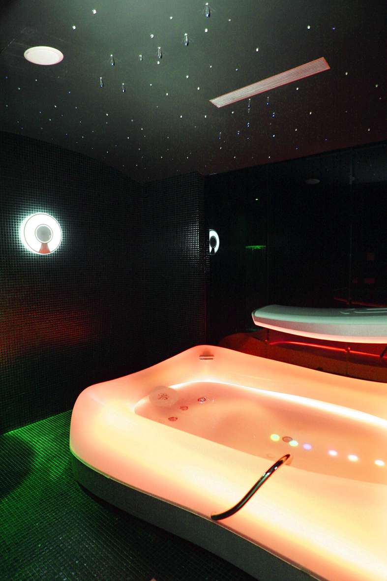 NAGARI HEALTH & SPA 