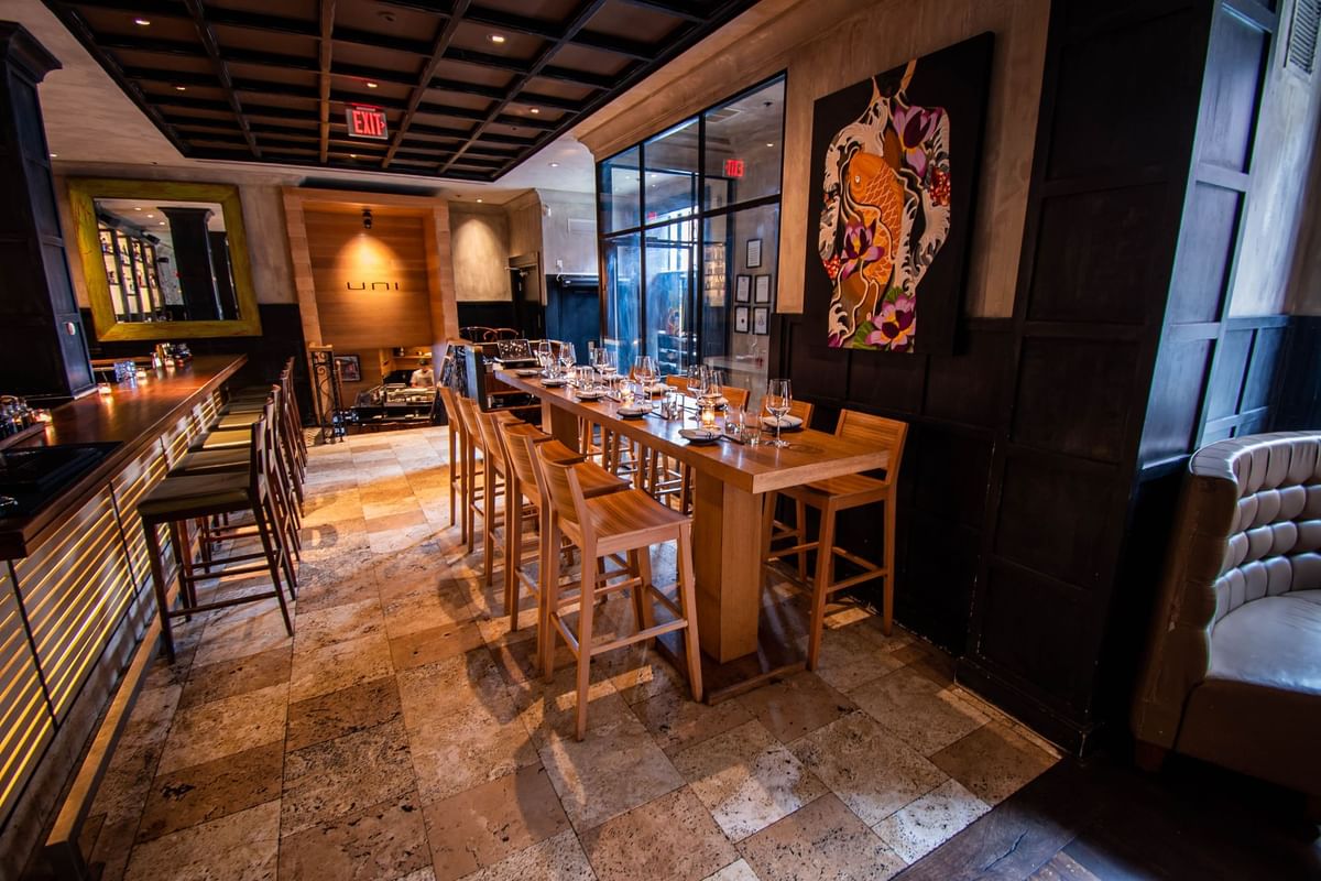 Restaurante UNI